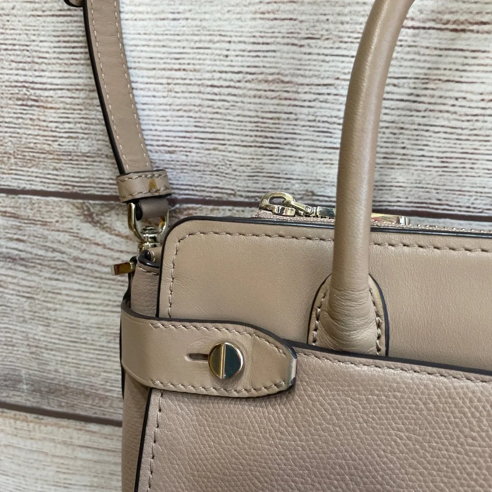KATE SPADE NEW YORK CLASSIC‎ MEDIUM SATCHEL/CROSSBODY IN TAUPE PEBBLED LEATHER